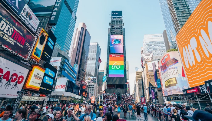 Business emails without banners are like Times Square without billboards 15 Business Emails Without Banners Are Like Times Square Without Billboards—Let Rocketseed Light Up Every Email!
